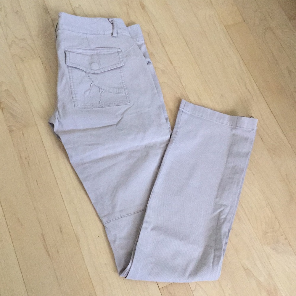 BCBG Slim Casual Pants w/ pocket Size 2 Beige